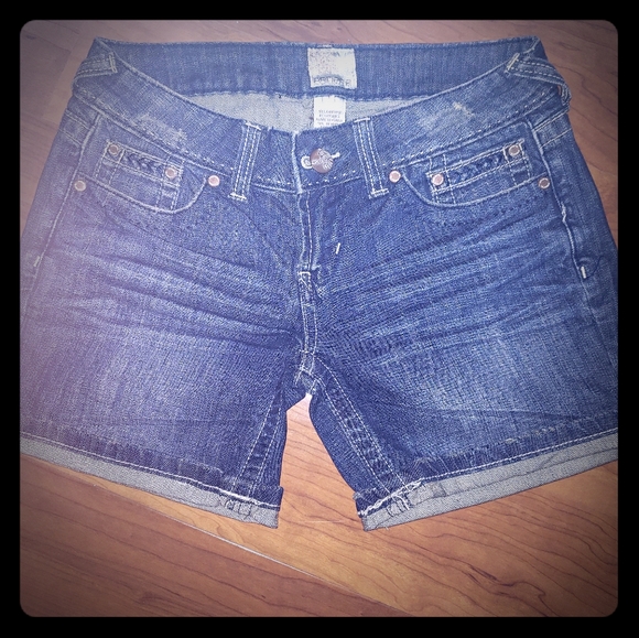 Arden B Jean Shorts - Picture 1 of 5